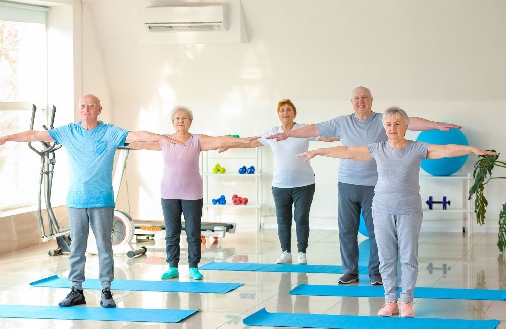BEZPŁATNE SZKOLENIA dla osób w wieku 50+ z zakresu aktywności fizycznej dostosowanej do indywidualnego stanu zdrowia